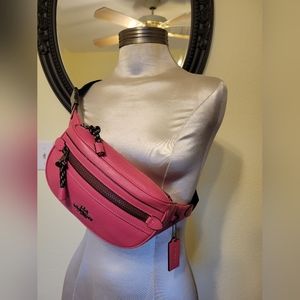 Coach Fanny Bag/cross body Pink